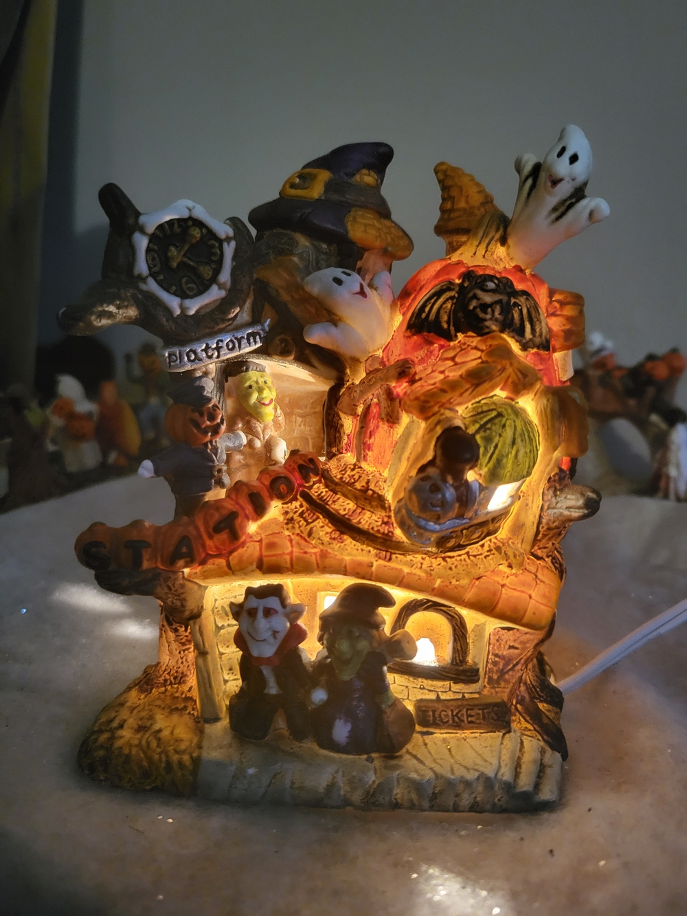 Vintage 1999 Spooky Hollow Haunted Train Station Village House (Tested & Boxed)